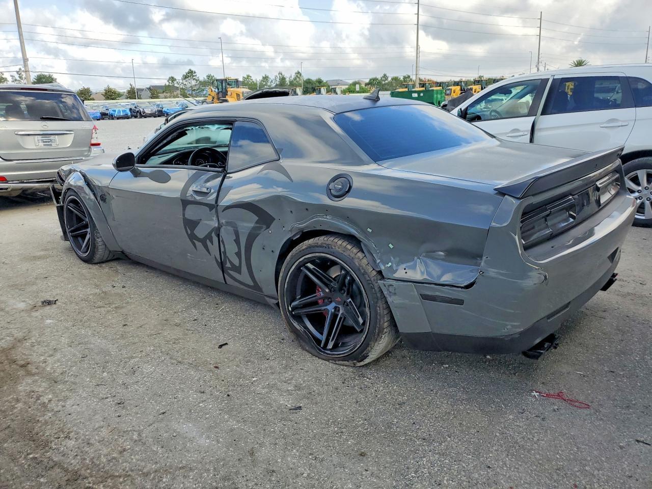 2023 Dodge Challenger Srt Hellcat - zdjęcie 2