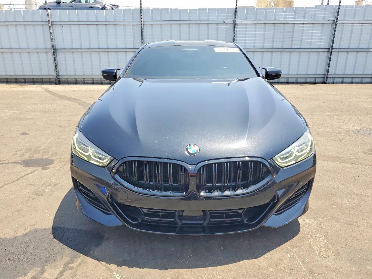 2019 BMW M850Xi - zdjęcie 5