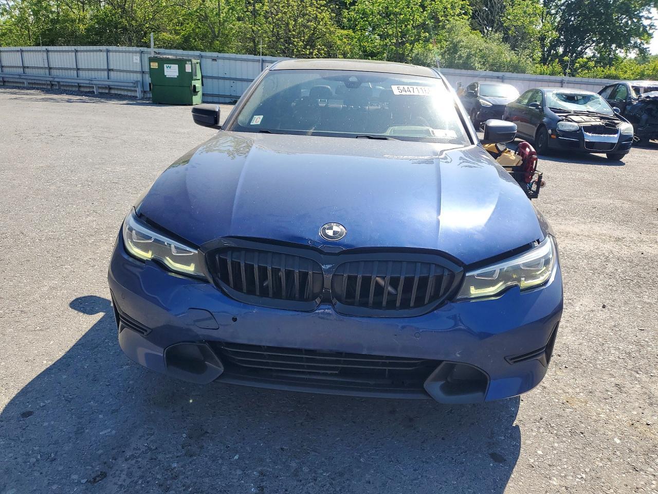 2020 BMW Seria 3 330i - zdjęcie 5