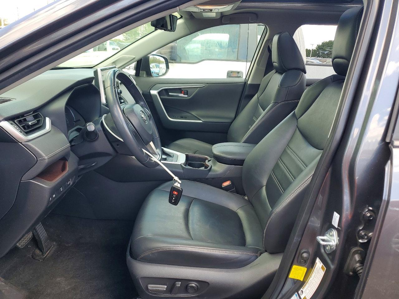 2019 Toyota Rav4 Limited - zdjęcie 7