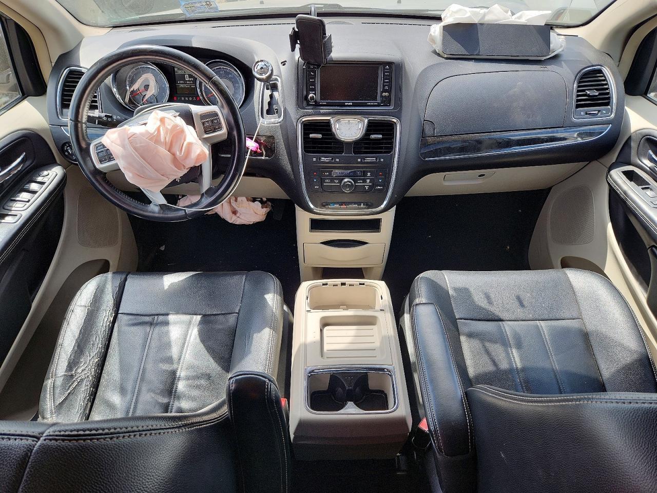 2014 Chrysler Town & Country Touring - zdjęcie 8