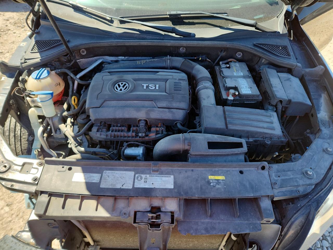 2015 Volkswagen Passat S - zdjęcie 11