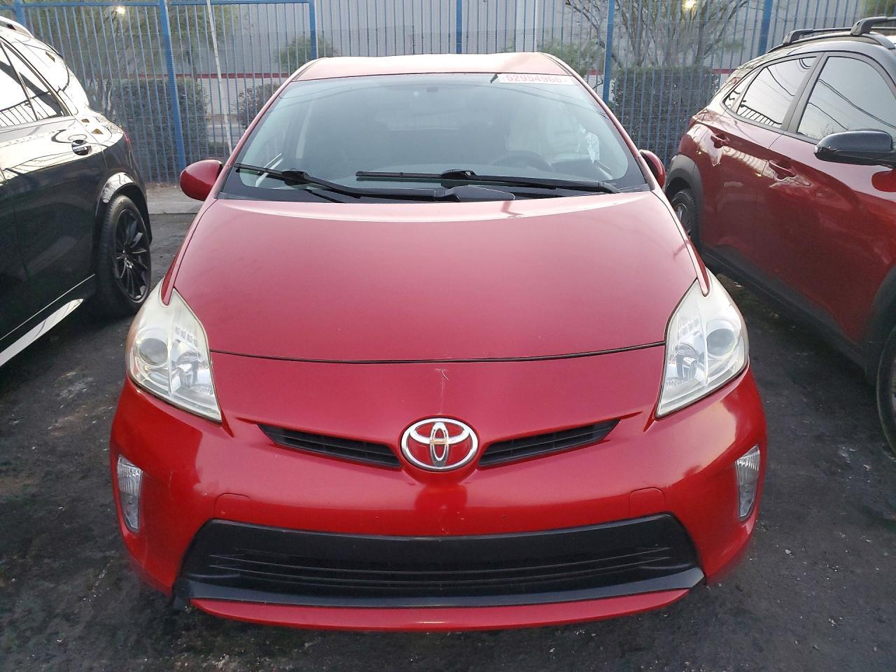 2013 Toyota Prius Two - zdjęcie 5
