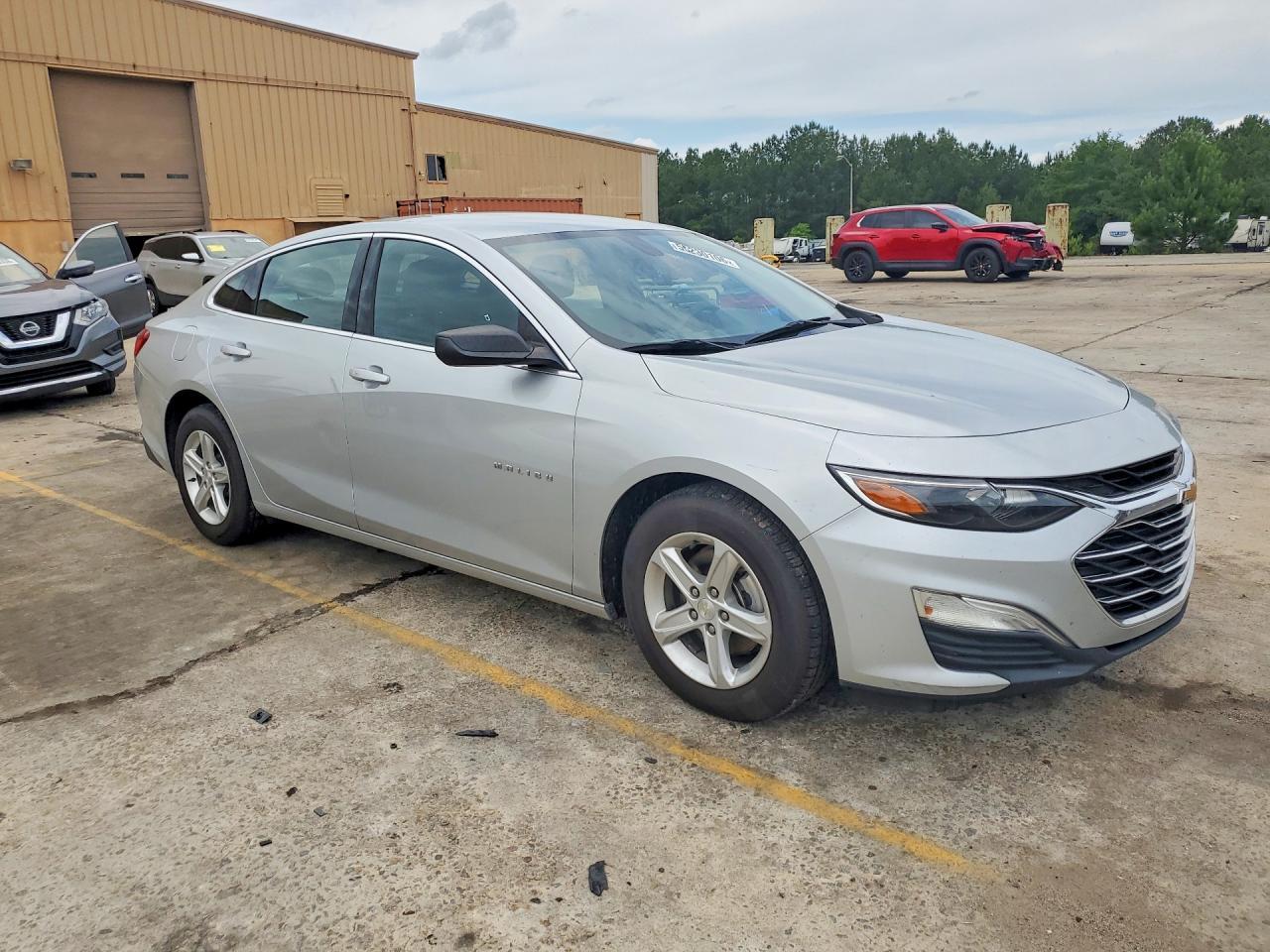 2020 Chevrolet Malibu Ls - zdjęcie 4