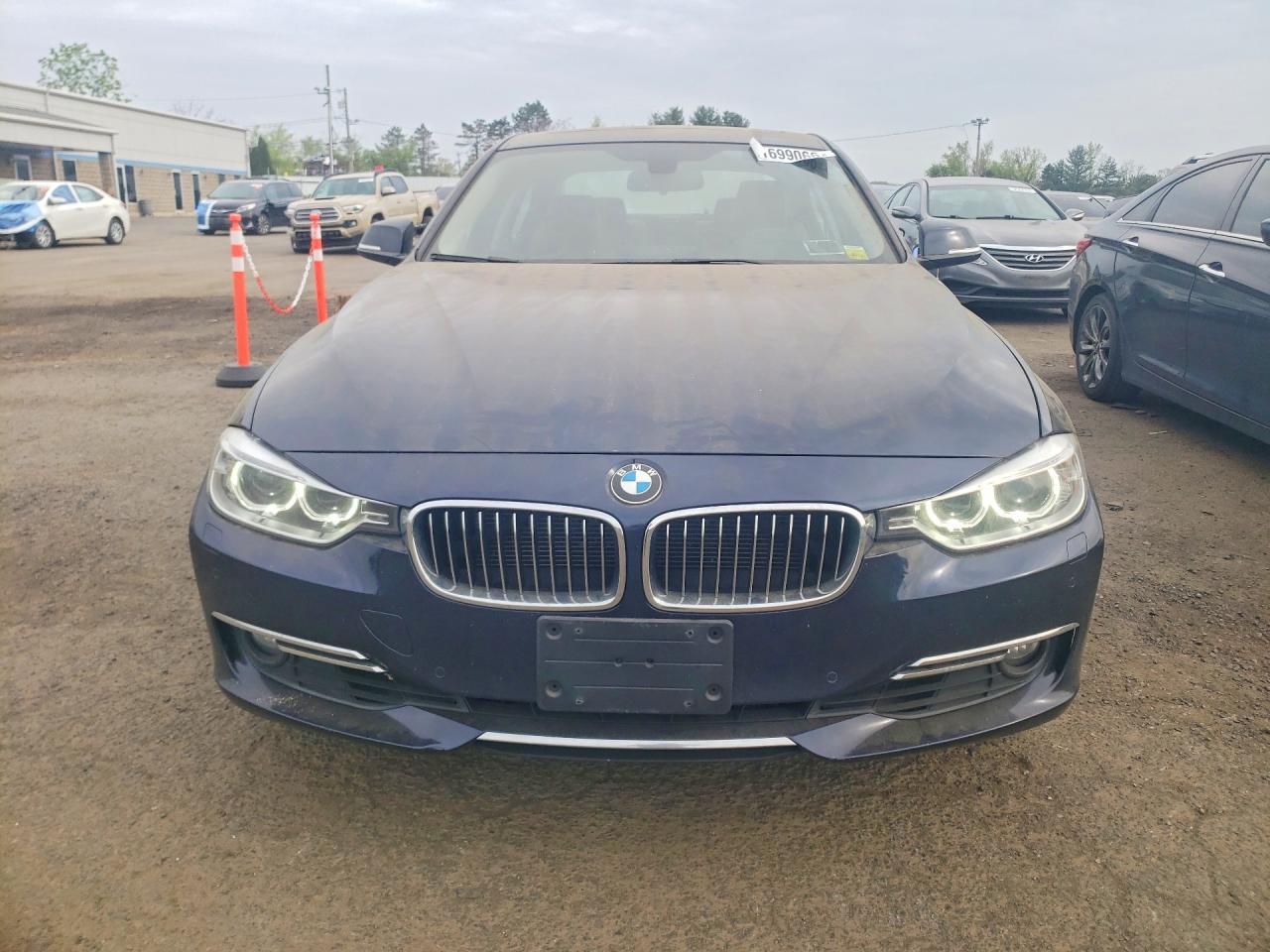 2014 BMW 3 Series - zdjęcie 5