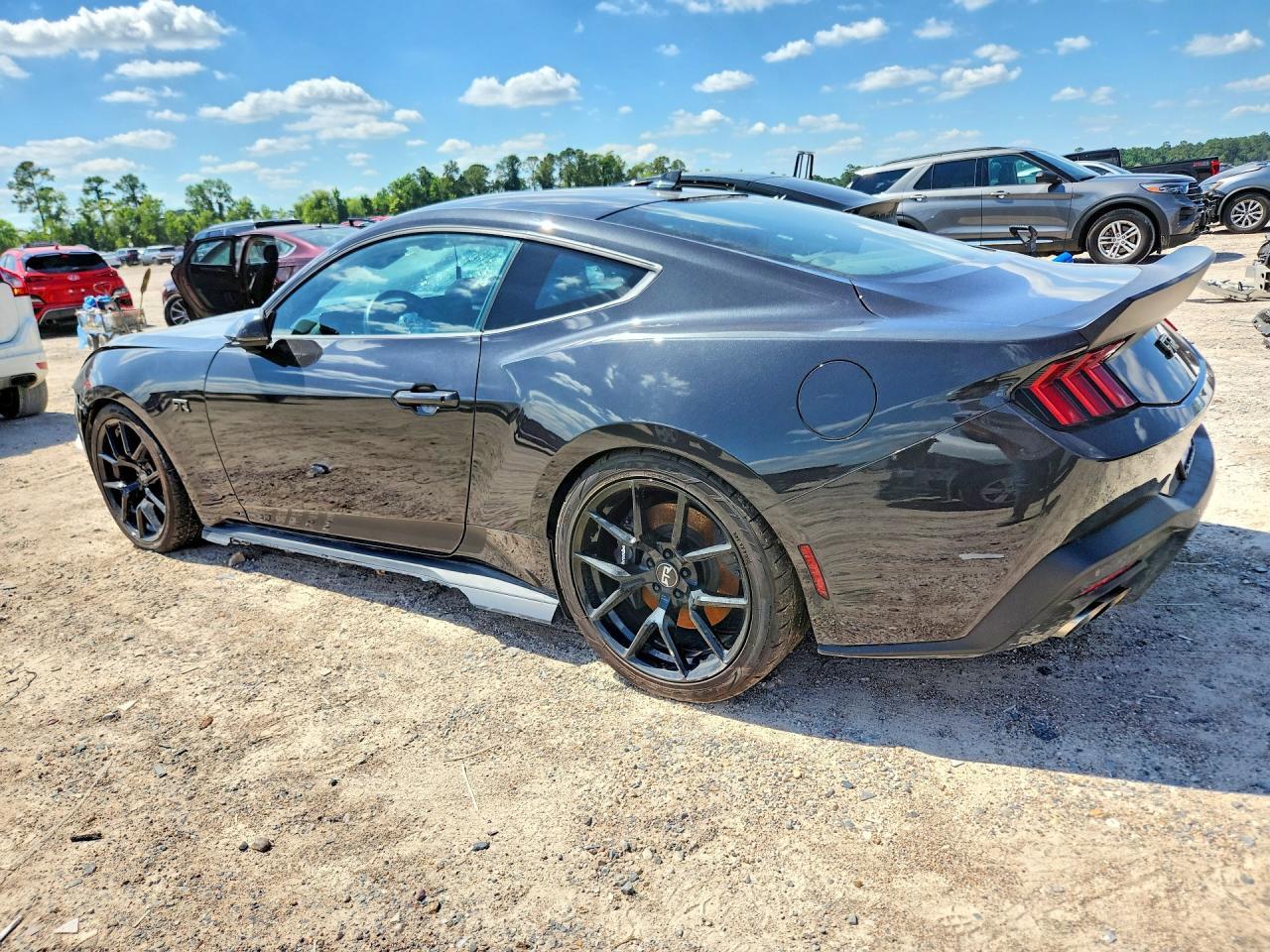 2024 Ford Mustang Gt - zdjęcie 2