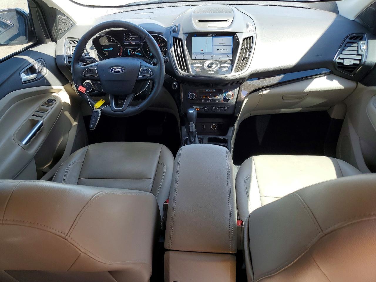 2017 Ford Escape Titanium - zdjęcie 8