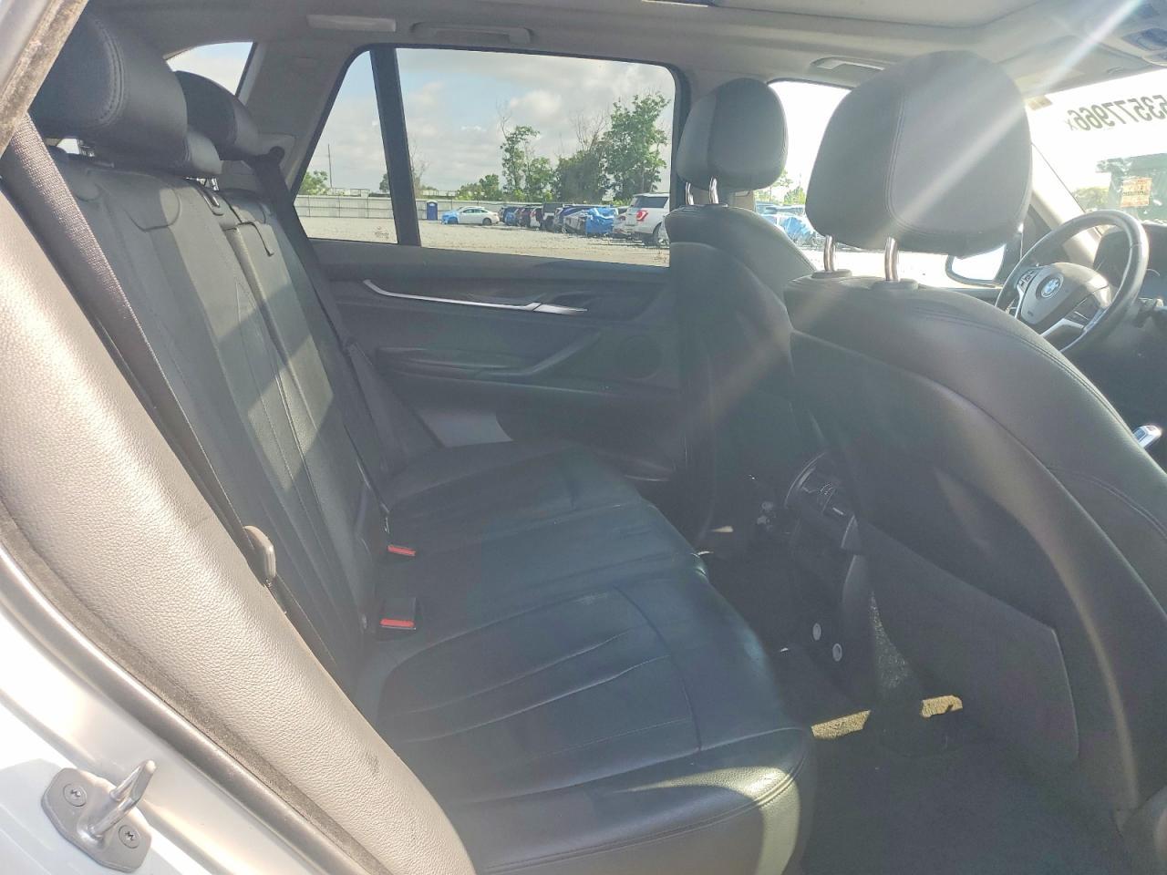 2016 BMW X5 - zdjęcie 11