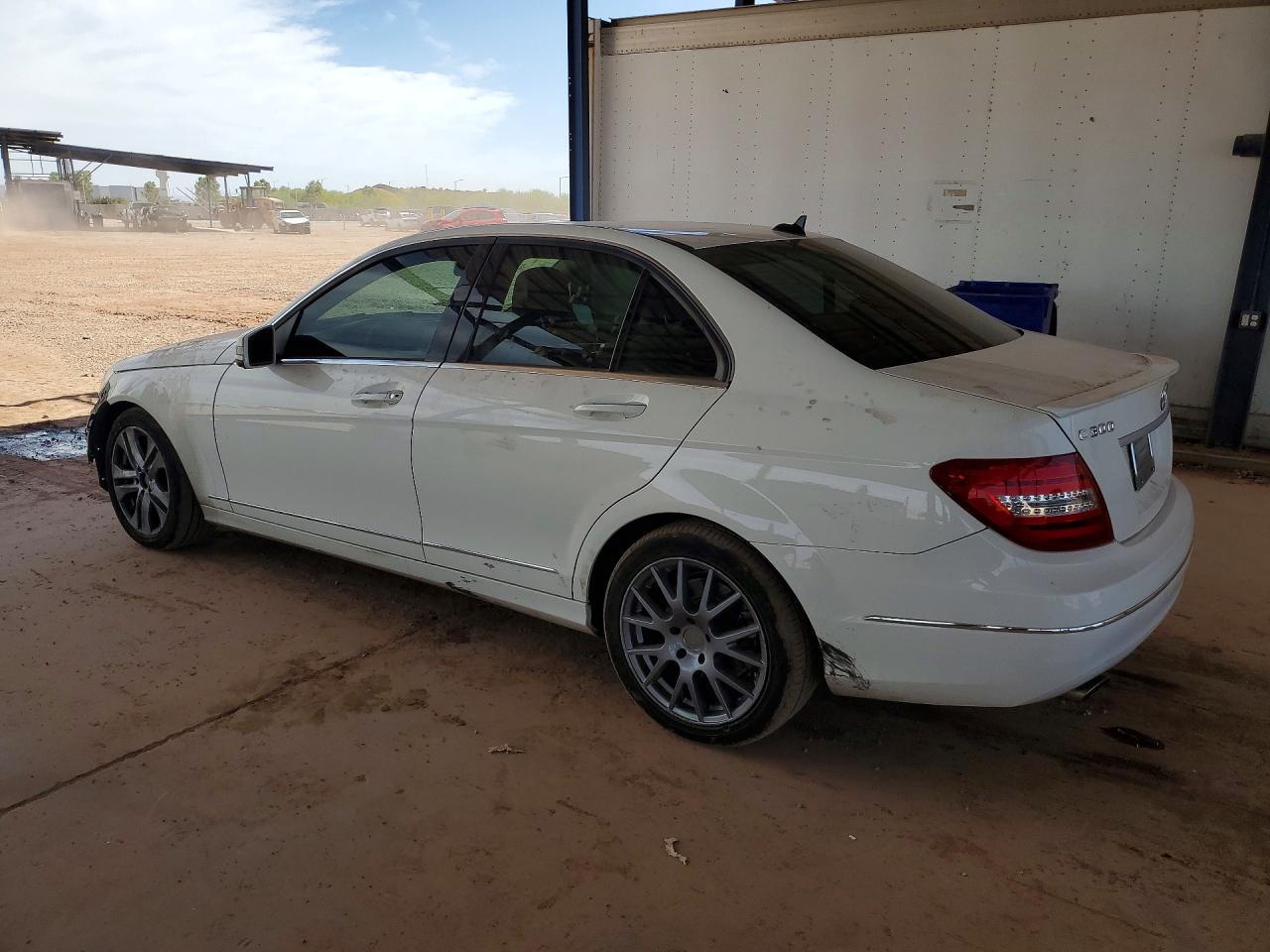2014 Mercedes-Benz C 300 4Matic - zdjęcie 2