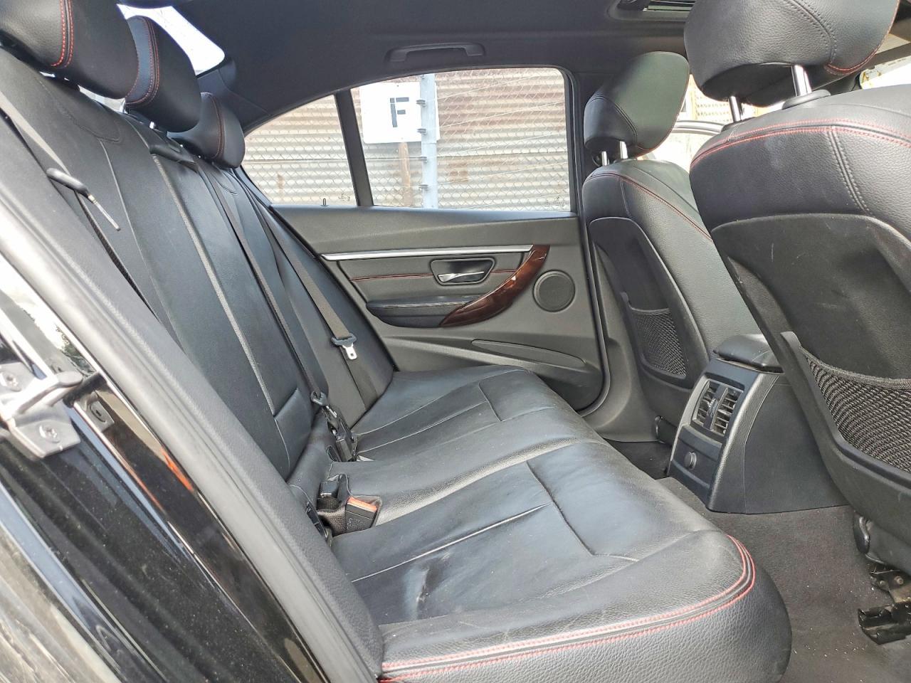 2017 BMW 330E - zdjęcie 10