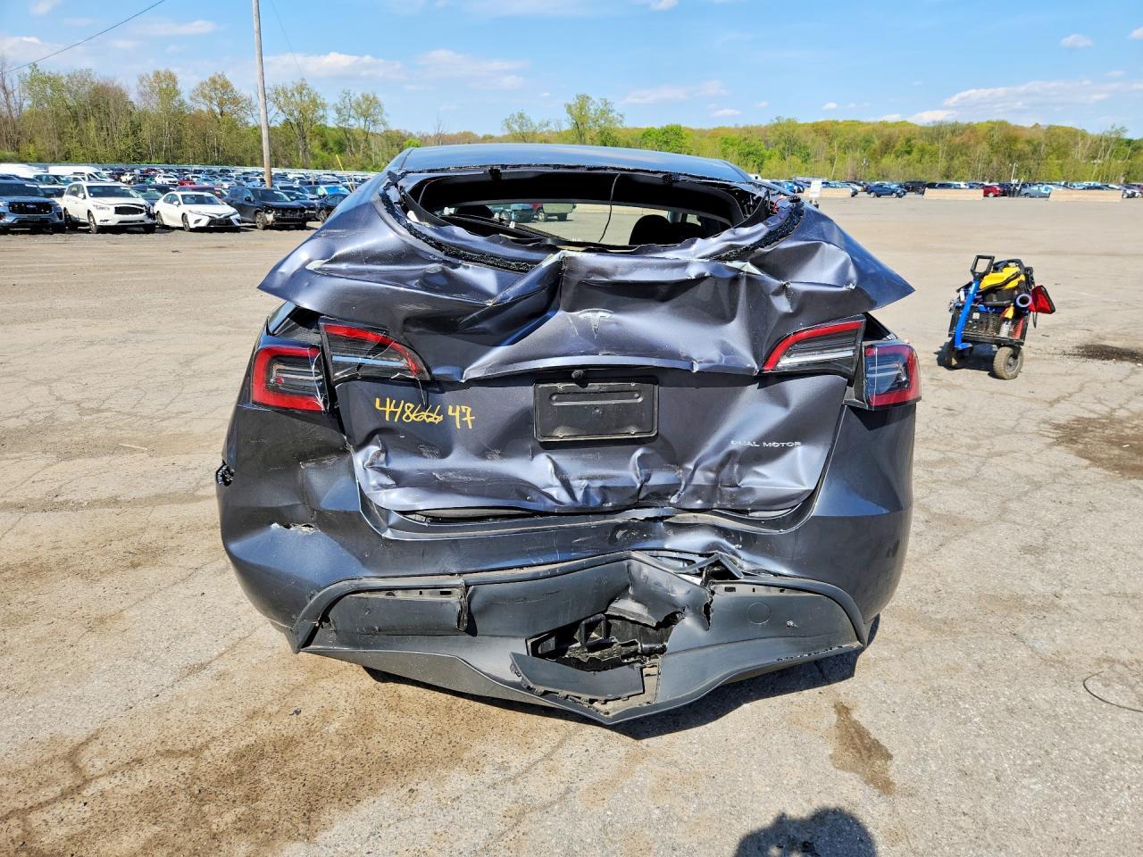 2023 Tesla Model Y - zdjęcie 6