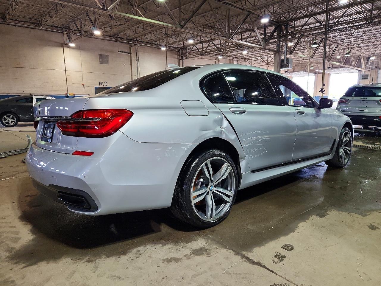 2019 BMW 740 I - zdjęcie 3
