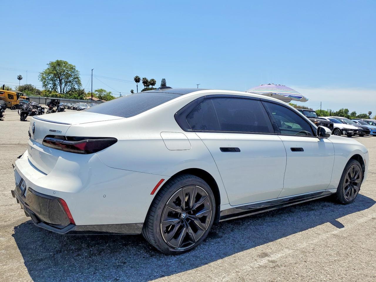 2024 BMW I7 Edrive50 - zdjęcie 3