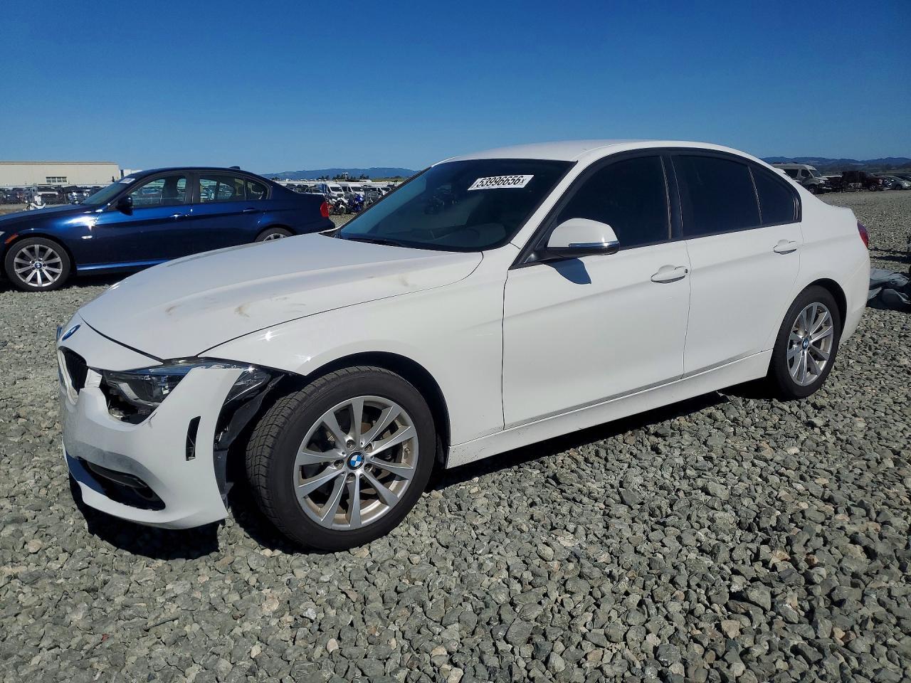 2018 BMW 320 I - zdjęcie główne