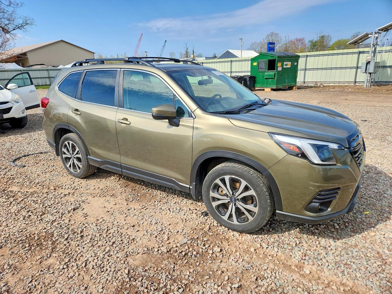 2022 Subaru Forester Limited - zdjęcie 4