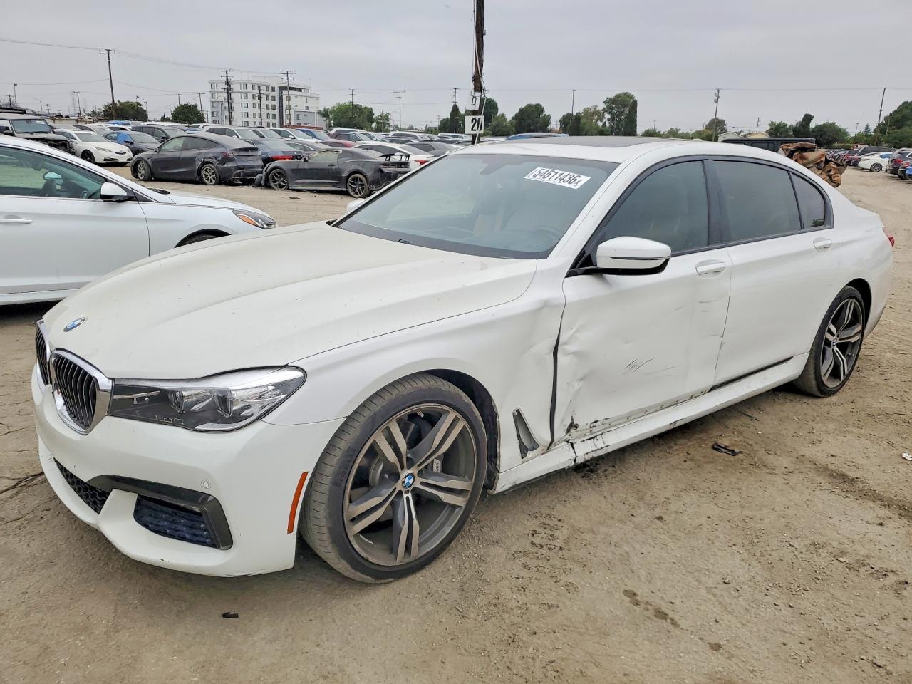 2016 BMW 740 I - zdjęcie główne