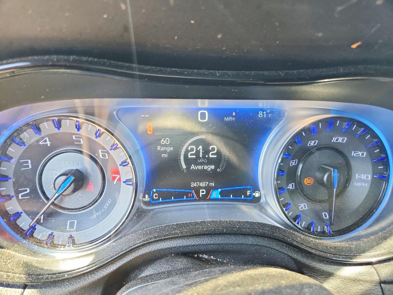 2019 Chrysler 300 S - zdjęcie 9