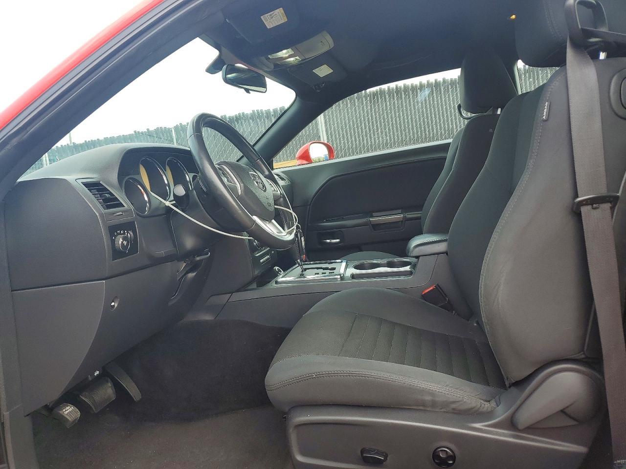 2014 Dodge Challenger Sxt - zdjęcie 7