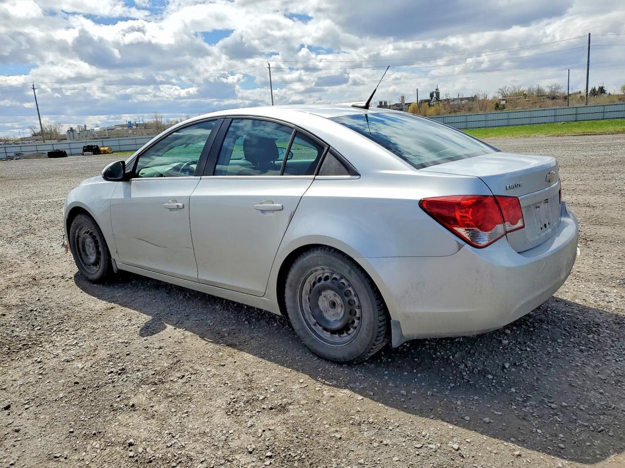 2013 Chevrolet Cruze Lt - zdjęcie 2