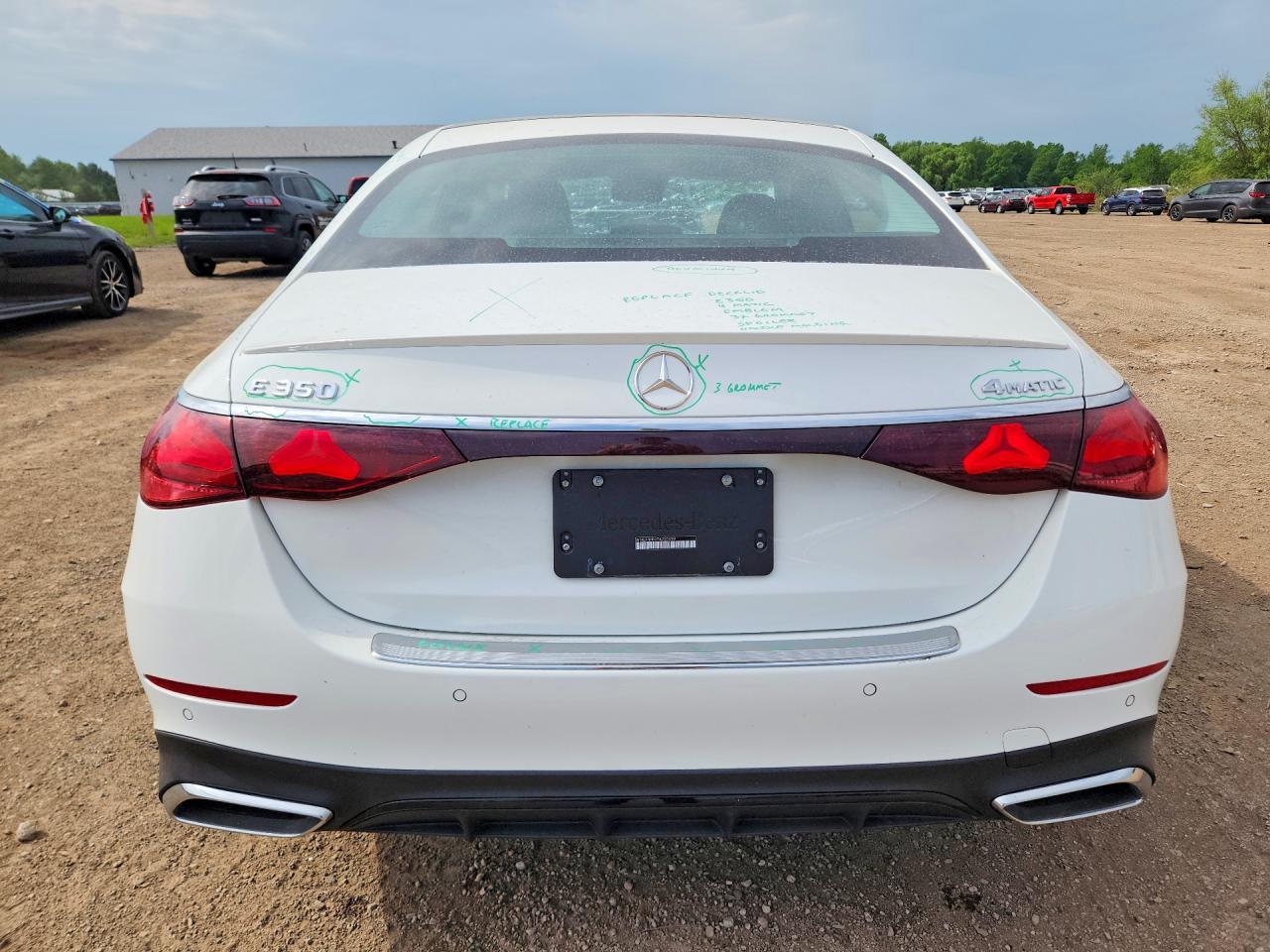2026 Mercedes-Benz E 350 4Matic - zdjęcie 6