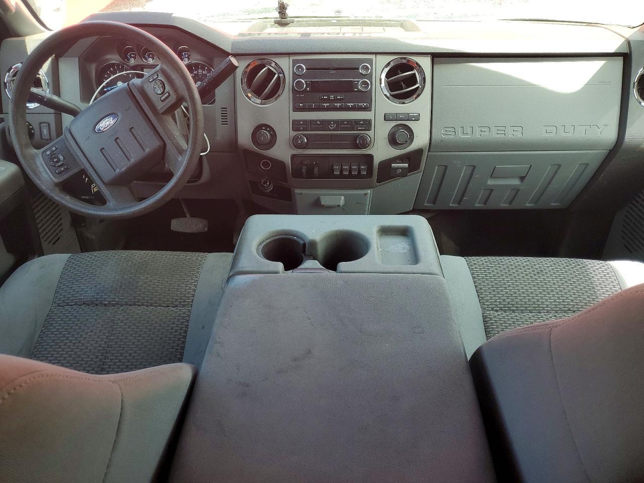 2016 Ford F250 Super Duty - zdjęcie 8