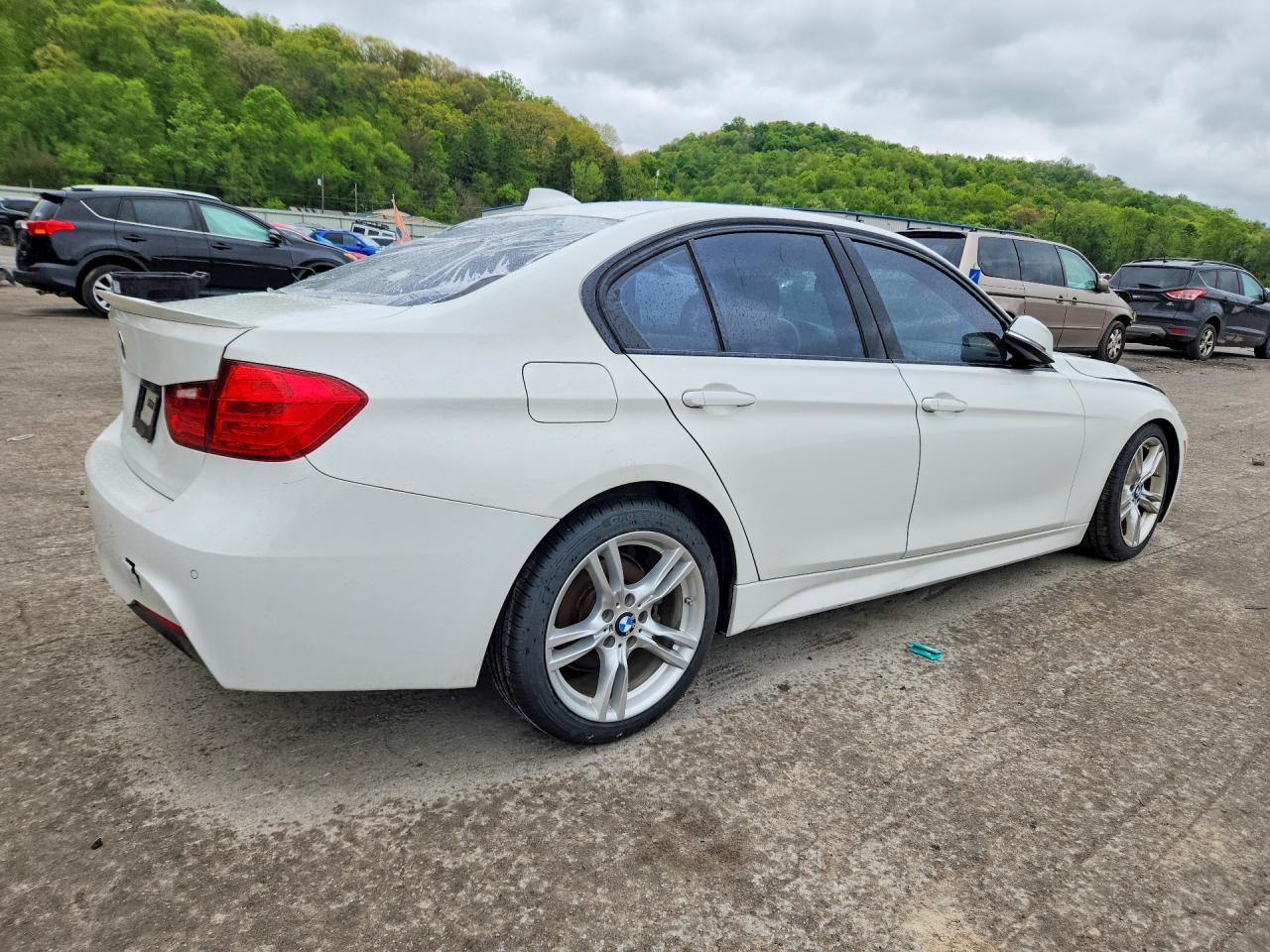 2014 BMW 328 I - zdjęcie 3