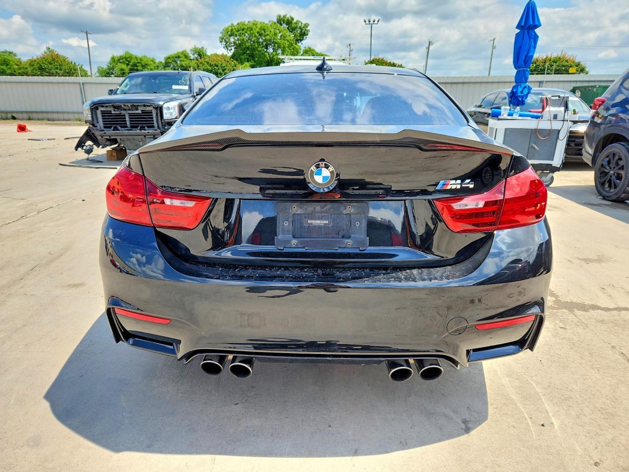 2015 BMW M4 - zdjęcie 6