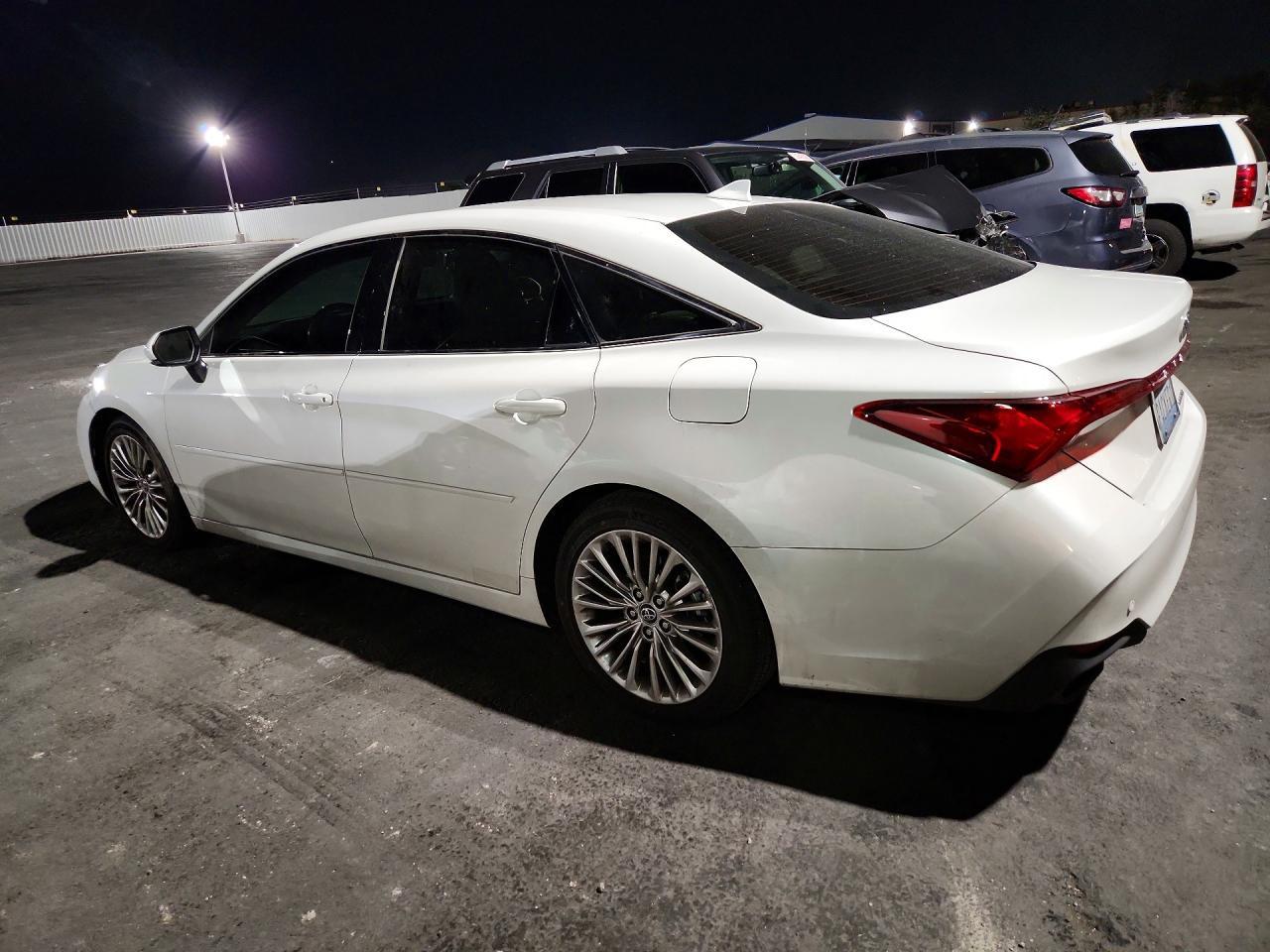 2020 Toyota Avalon Limited+Clearance&Back Sonar Package - zdjęcie 2