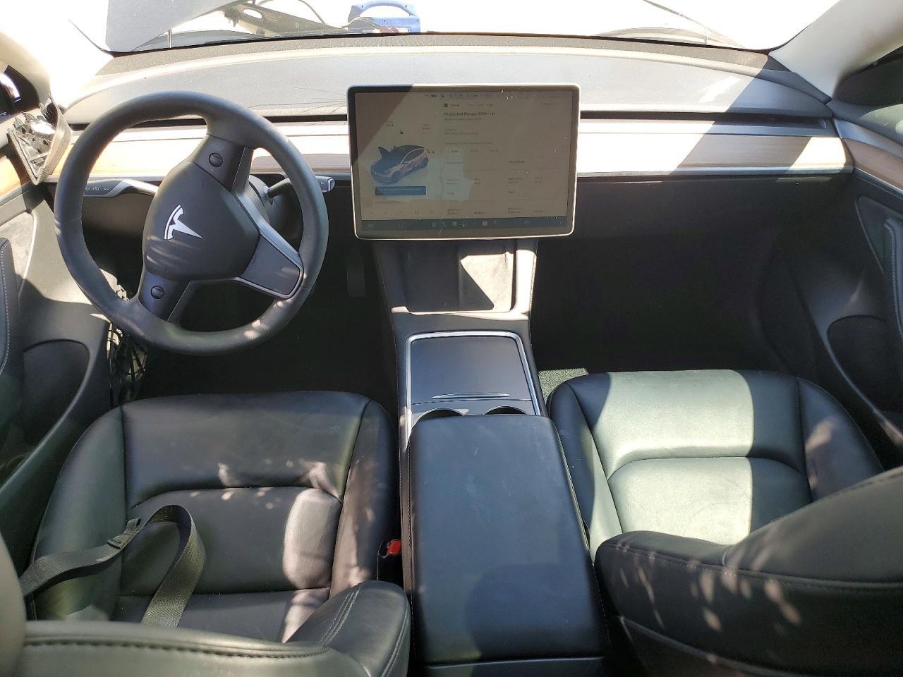 2023 Tesla Model 3 - zdjęcie 8