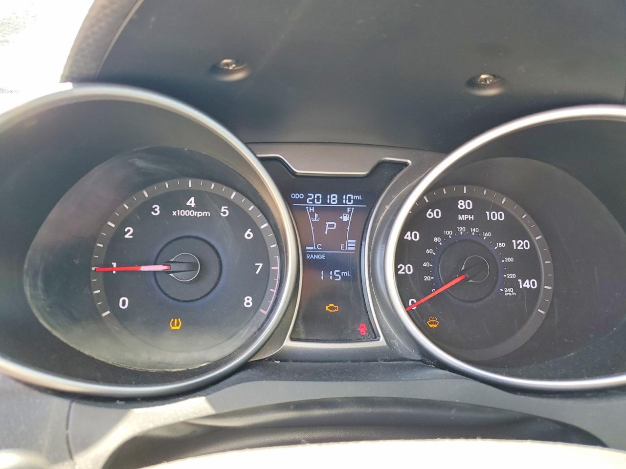 2015 Hyundai Veloster Base - zdjęcie 9