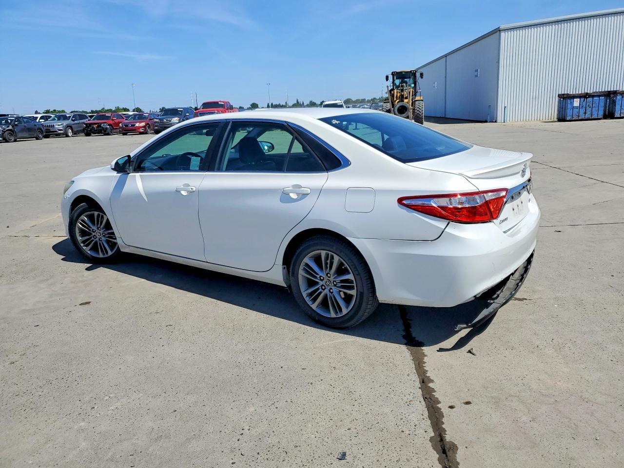 2015 Toyota Camry Se - zdjęcie 2