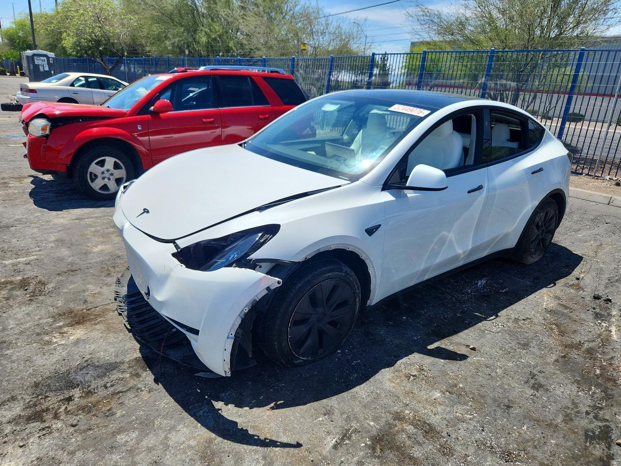 2024 Tesla Model Y - zdjęcie główne