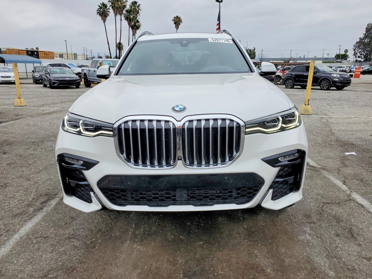 2022 BMW X7 xDrive40I - zdjęcie 5