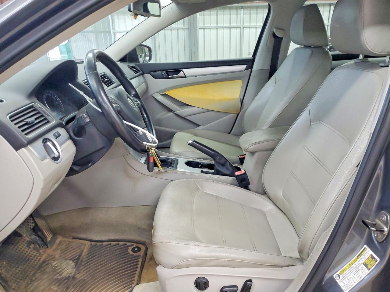 2013 Volkswagen Passat Se - zdjęcie 7