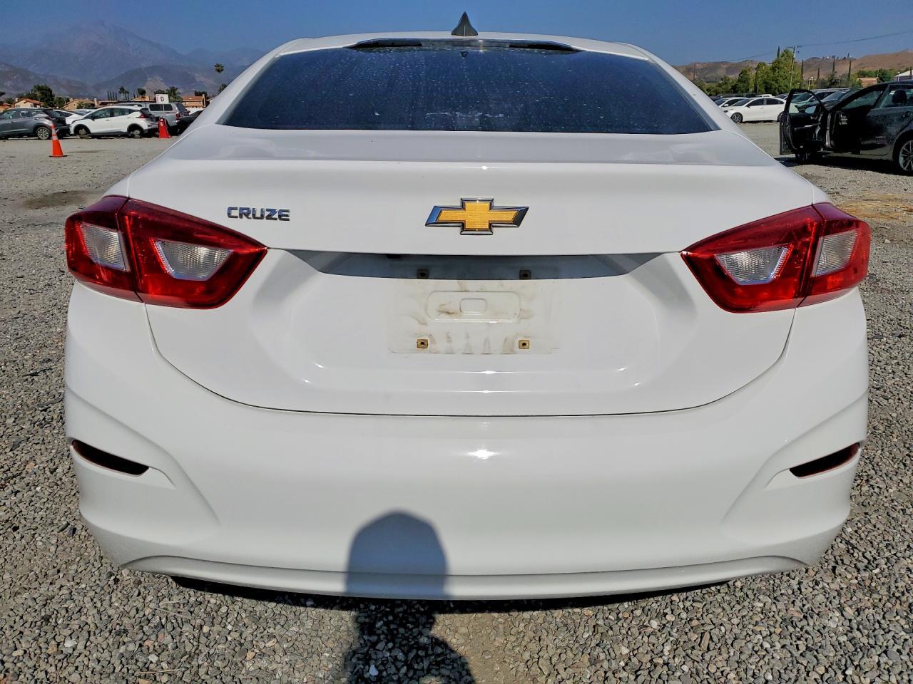 2018 Chevrolet Cruze L - zdjęcie 6