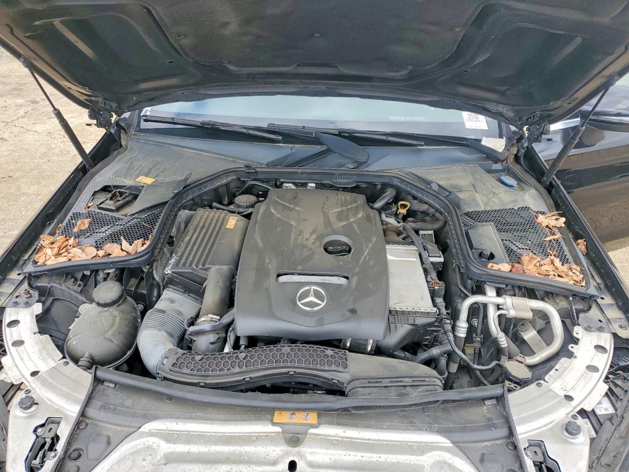 2017 Mercedes-Benz C 300 - zdjęcie 11