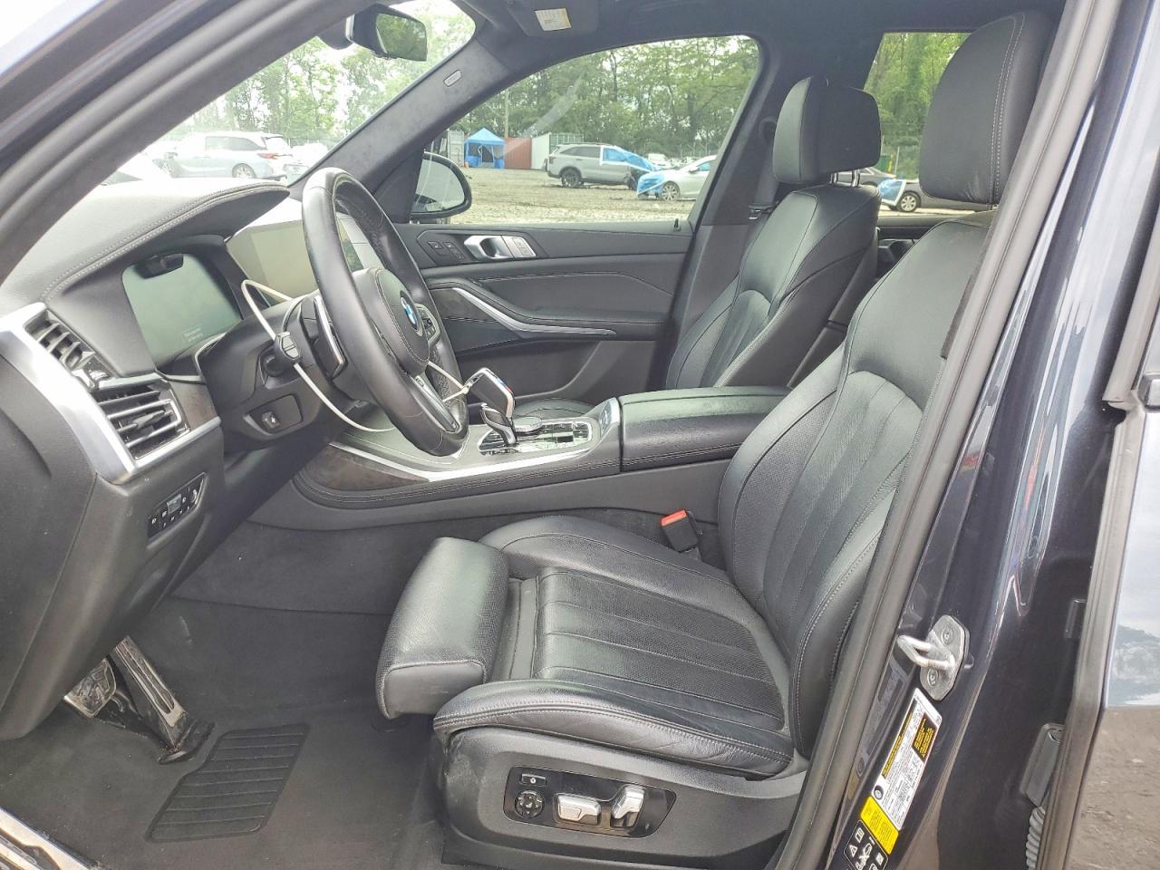 2022 BMW X7 xDrive40I - zdjęcie 7