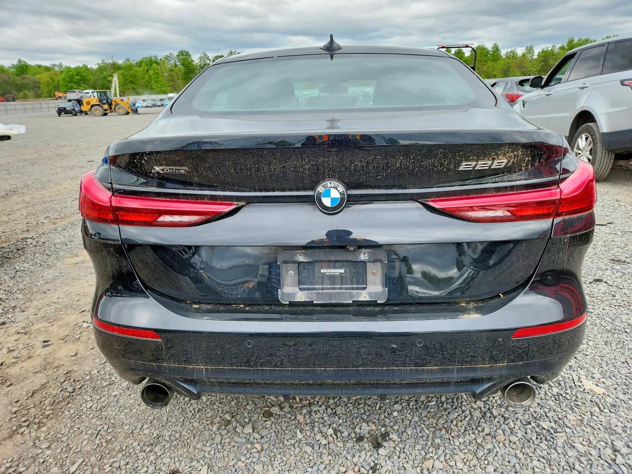 2020 BMW 228Xi - zdjęcie 6