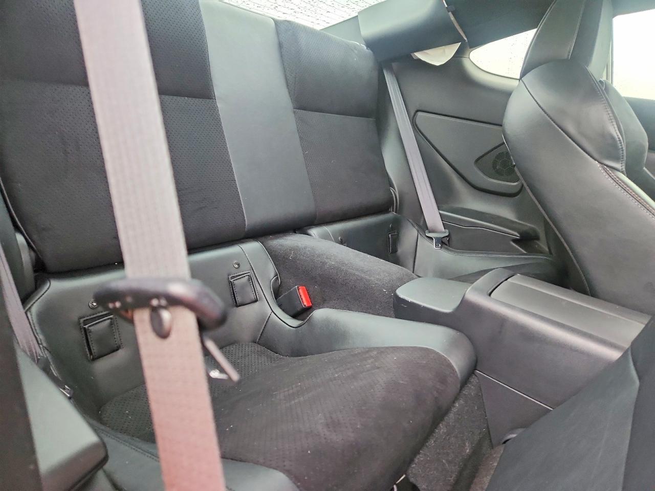 2025 Toyota Gr 86 Premium - zdjęcie 10