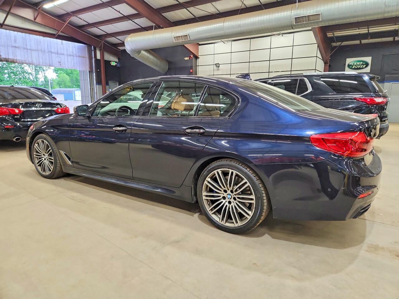 2018 BMW M550I - zdjęcie 2