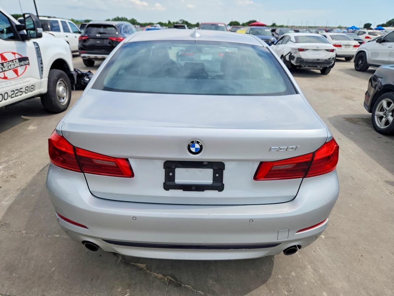 2019 BMW 530 I - zdjęcie 6