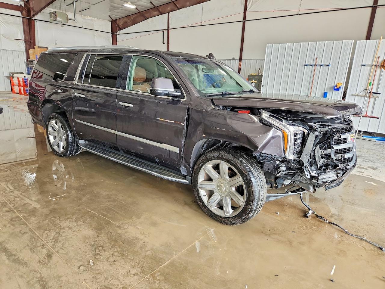 2018 Cadillac Escalade Esv Luxury - zdjęcie 4