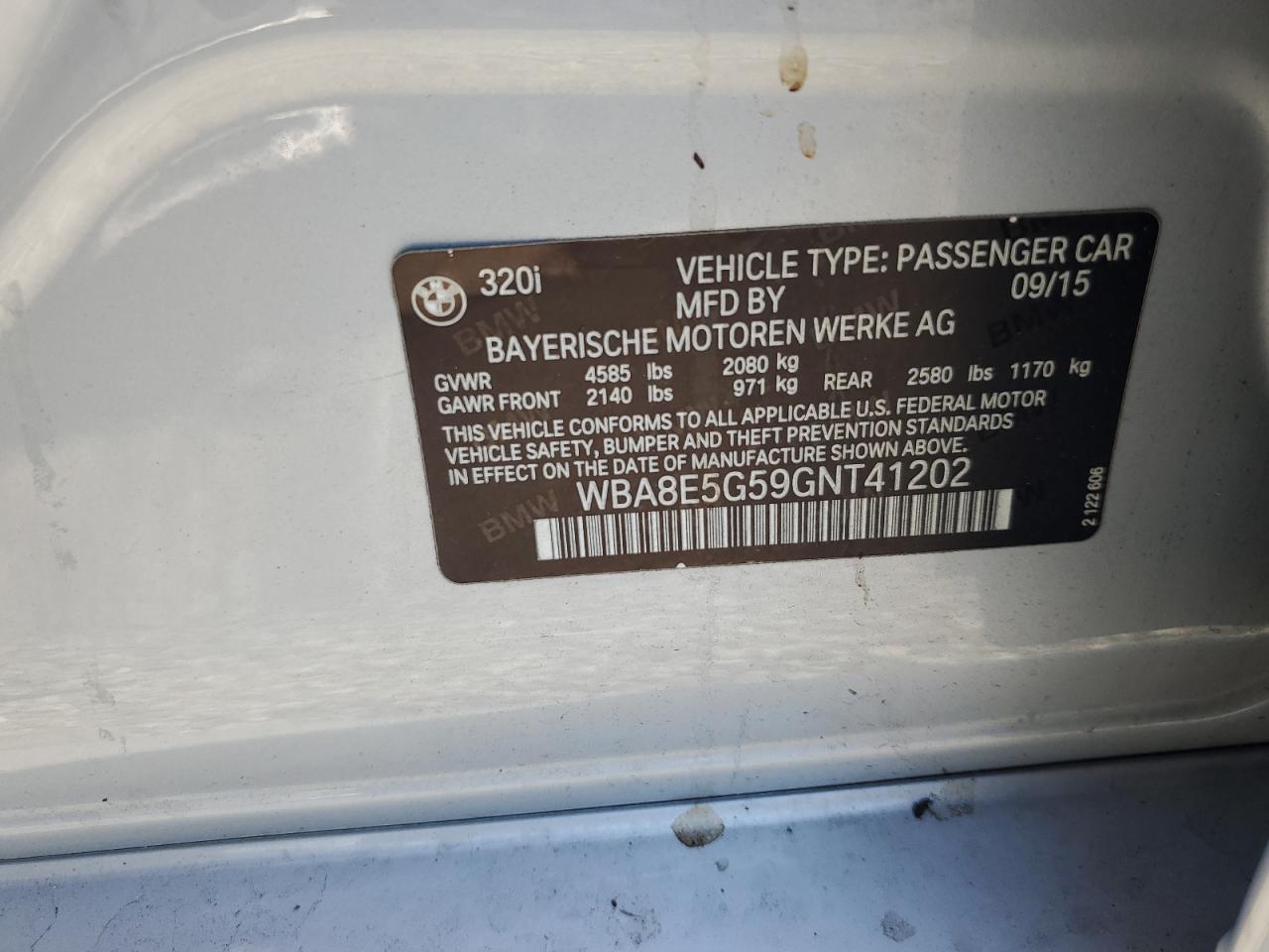 2016 BMW 320 Xi - zdjęcie 12