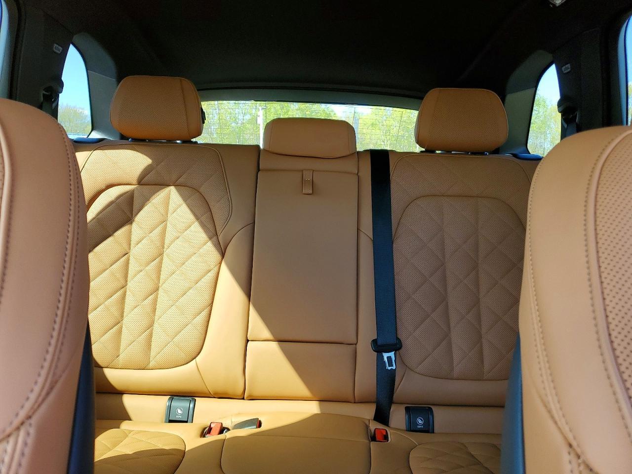 2026 BMW X5 xDrive50E - zdjęcie 10