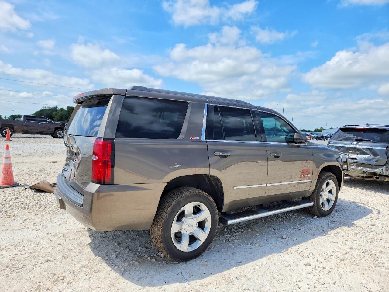 2015 Chevrolet Tahoe K1500 Lt - zdjęcie 3