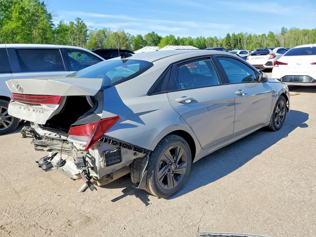 2023 Hyundai Elantra Sel - zdjęcie 3