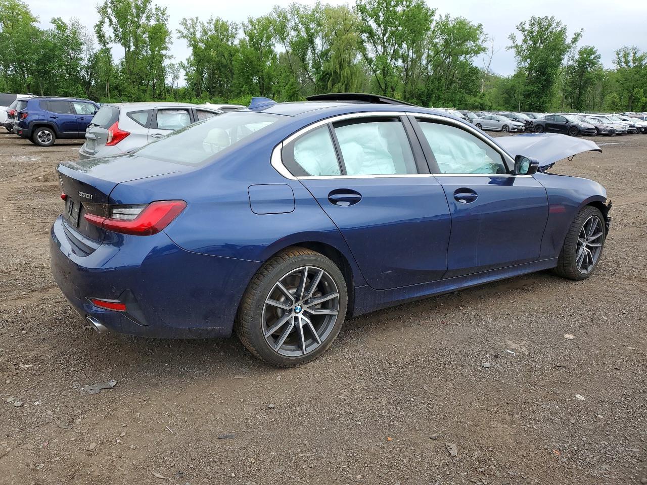 2019 BMW 330Xi - zdjęcie 3