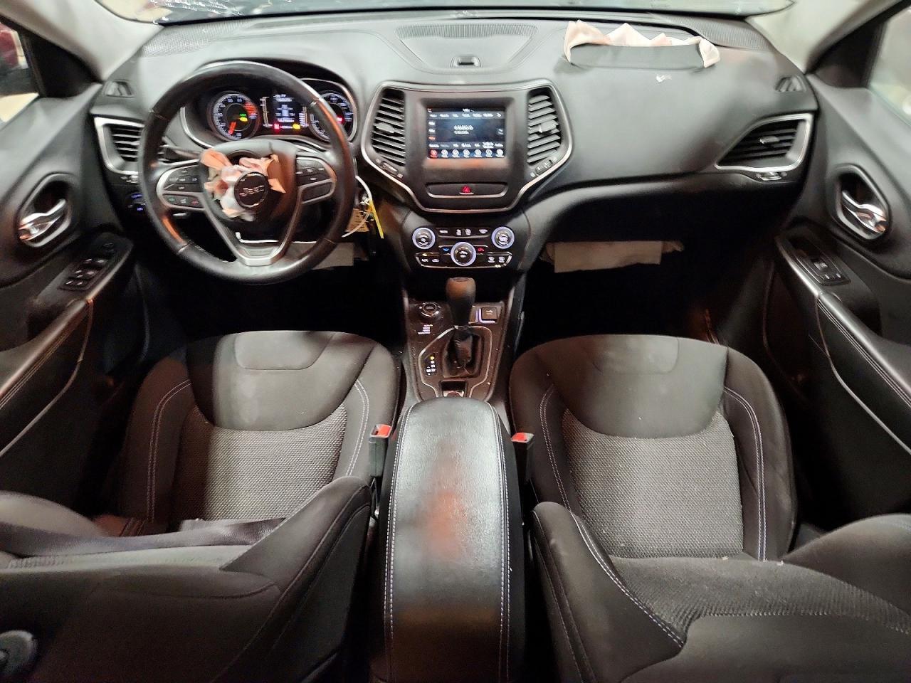 2019 Jeep Cherokee Latitude - zdjęcie 8