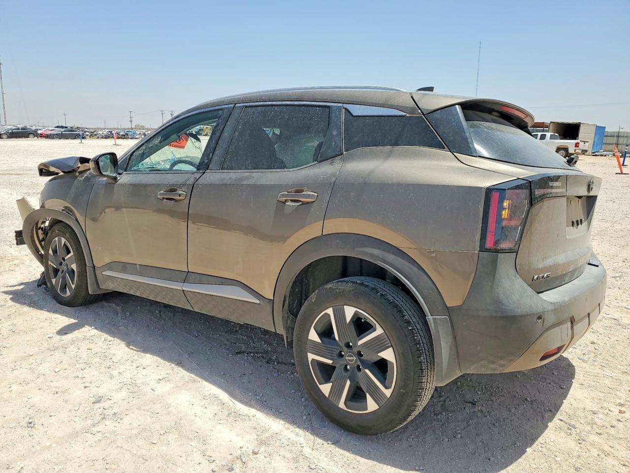 2025 Nissan Kicks Sv - zdjęcie 2