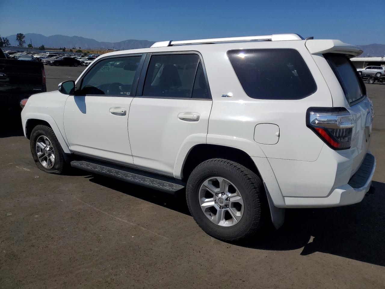 2018 Toyota 4Runner Sr5 Premium - zdjęcie 2